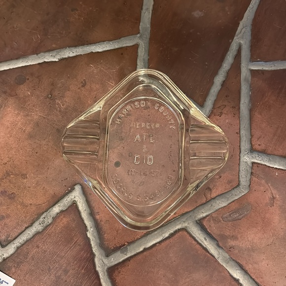 Hazel Atlas Harrison Co. W. Va. Ashtray - Picture 5 of 5